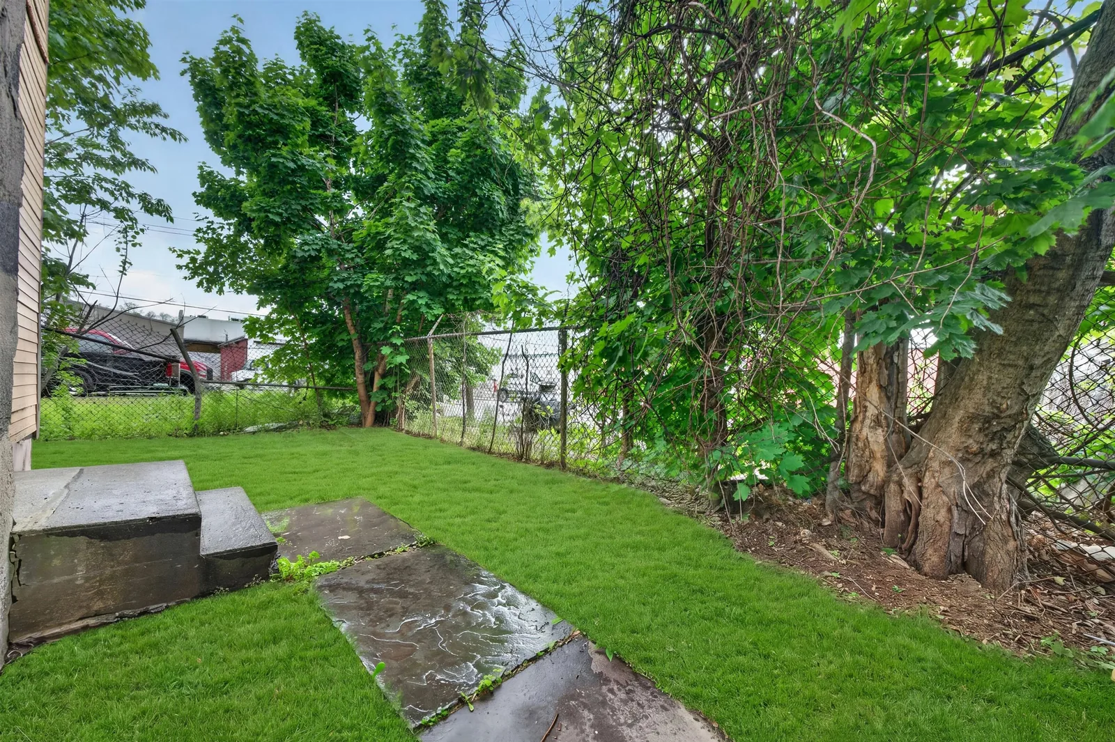 Private, fenced backyard
